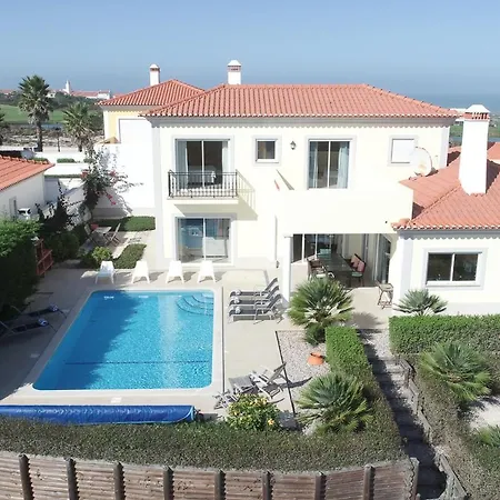 Ferrel Sleeps 8 With Pool And Wifi