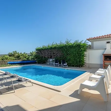 Ferrel Sleeps 8 With Pool And Wifi Villa Ferrel (Leiria)