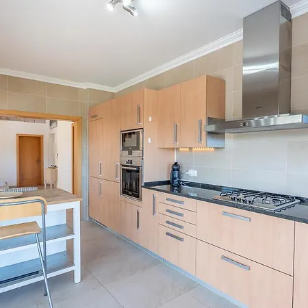Ferrel Sleeps 8 With Pool And Wifi *
