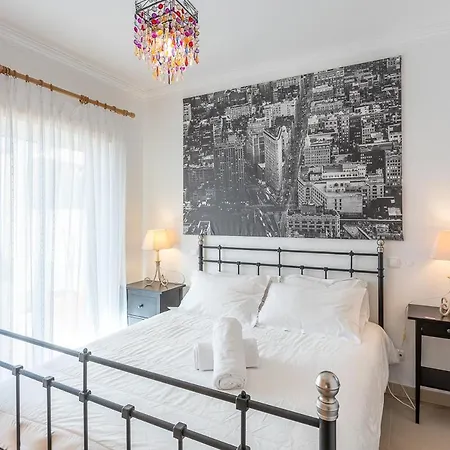 Ferrel Sleeps 8 With Pool And Wifi Ferrel (Leiria)